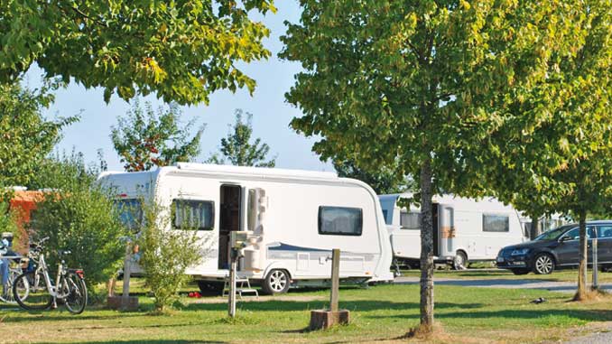 Frankana Frankana Freiko ist mit mehr als 1.500 Fachhändlern europaweit einer der marktführenden Großhändler im Camping- und Freizeitzubehör.