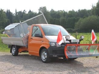 VW Nutzfahrzeuge Transporter mit Schoon Kipper und Winterdienst