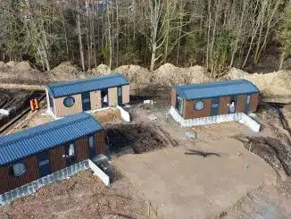 Luftaufnahme einer Mobilheim-Baustelle